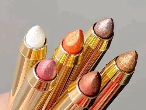 📢📢BUY 1 GET 1 FREE ⏰Metallic Shimmer Eyeshadow Pencil