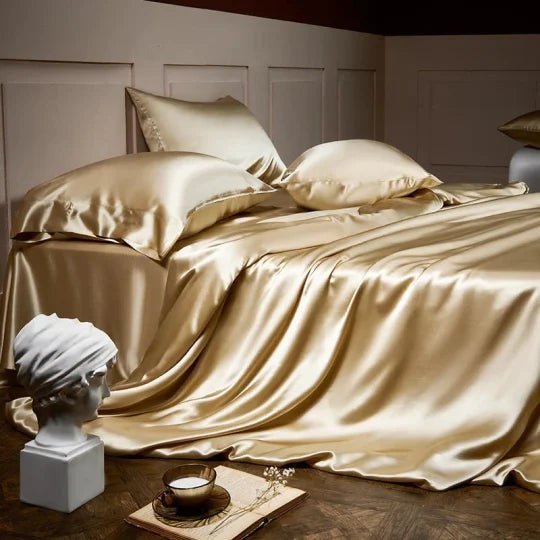 📢📢40% OFF !! ⏰25 Momme Luxury Pure Mulberry Silk Bedding Set of 4（1x Quilt Cover + 1x Bedsheet + 2x Pillowcases）
