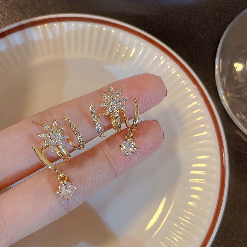 🔥50% OFF for a limited time🔥Sparkling Claw Earrings for Women