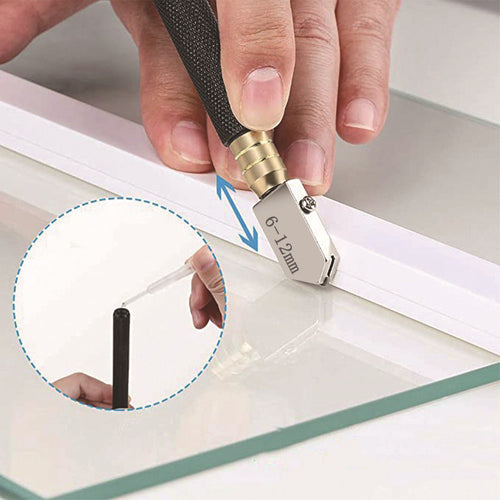 Professional glass cutter set with oil feed