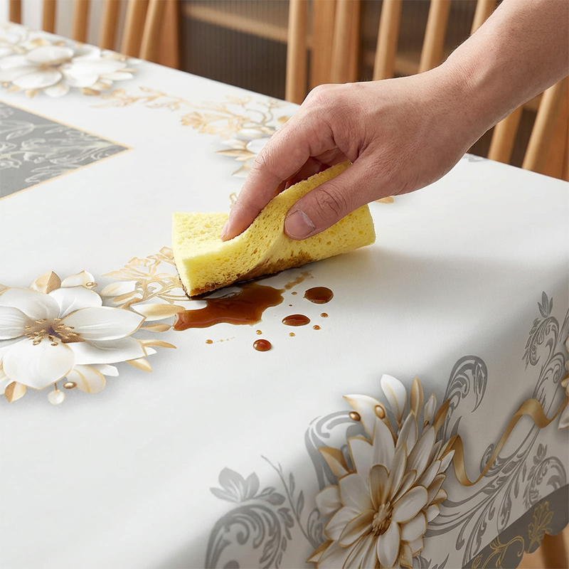 📢📢50% OFF !! ⏰Elegant Waterproof Embossed Floral Tablecloth