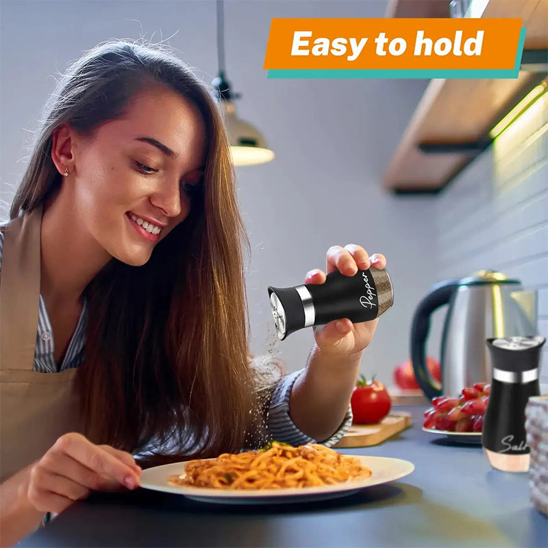 📢📢50% OFF !! ⏰Penguin Design Salt and Pepper Shaker Set